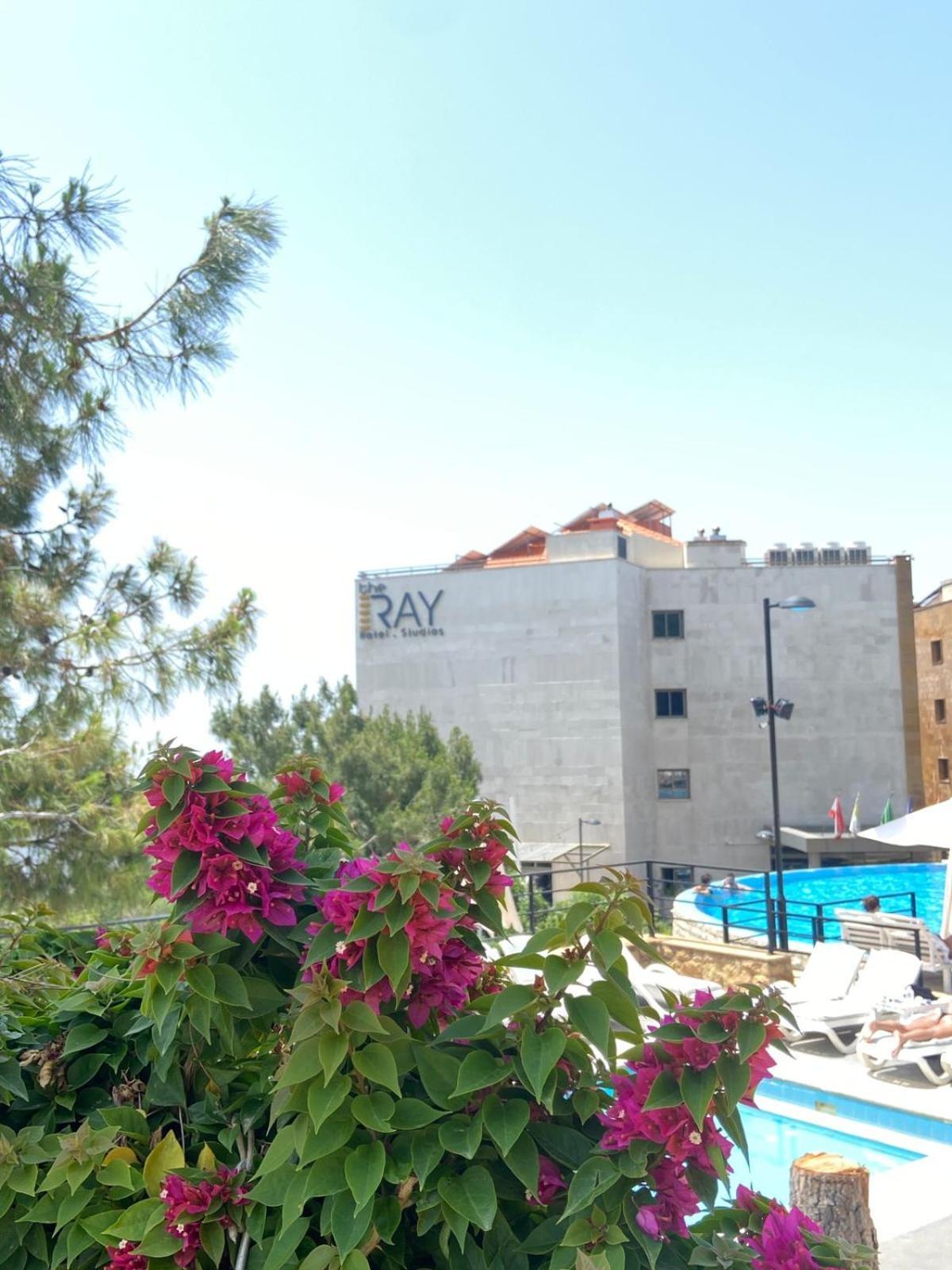 The Ray Hotel And Studios ベイルート エクステリア 写真